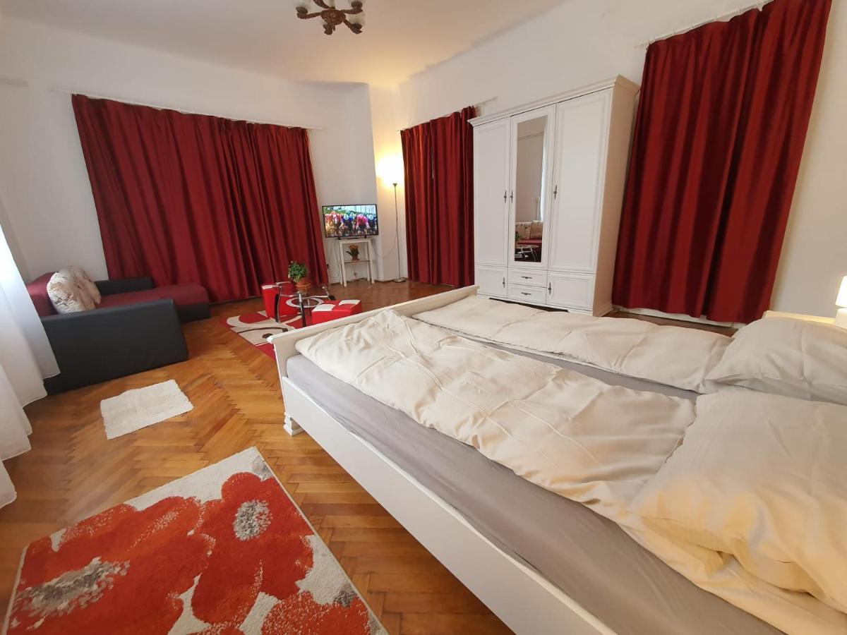 Apartament Enescu Timişoara Exteriör bild