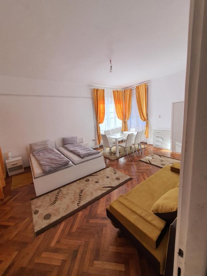 Apartament Enescu Timişoara Exteriör bild