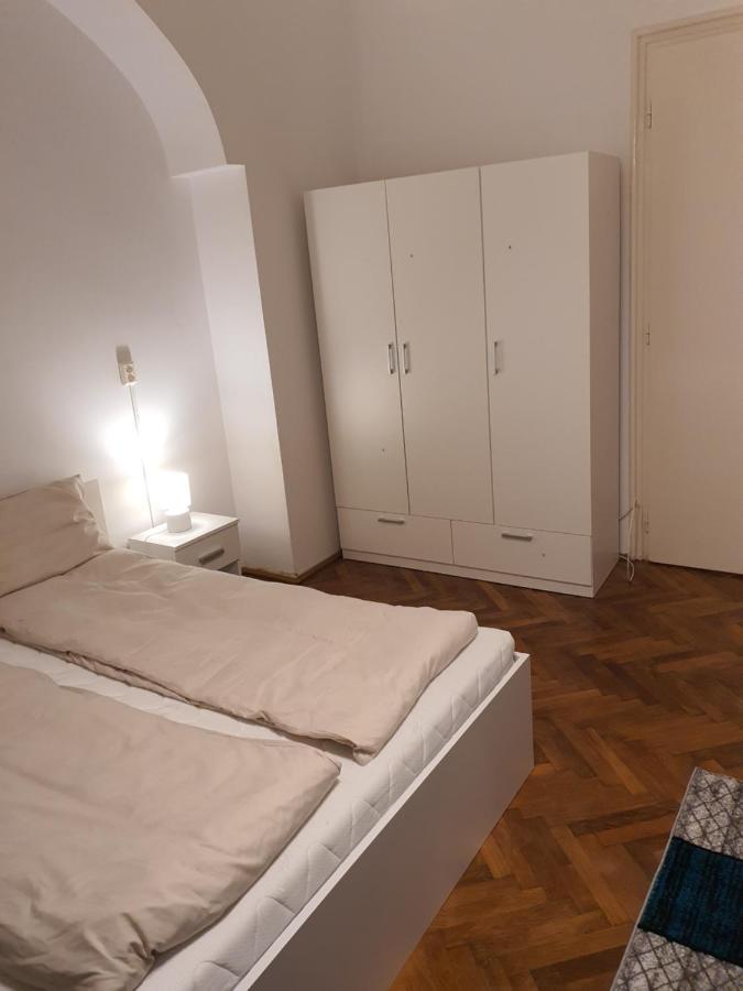 Apartament Enescu Timişoara Exteriör bild